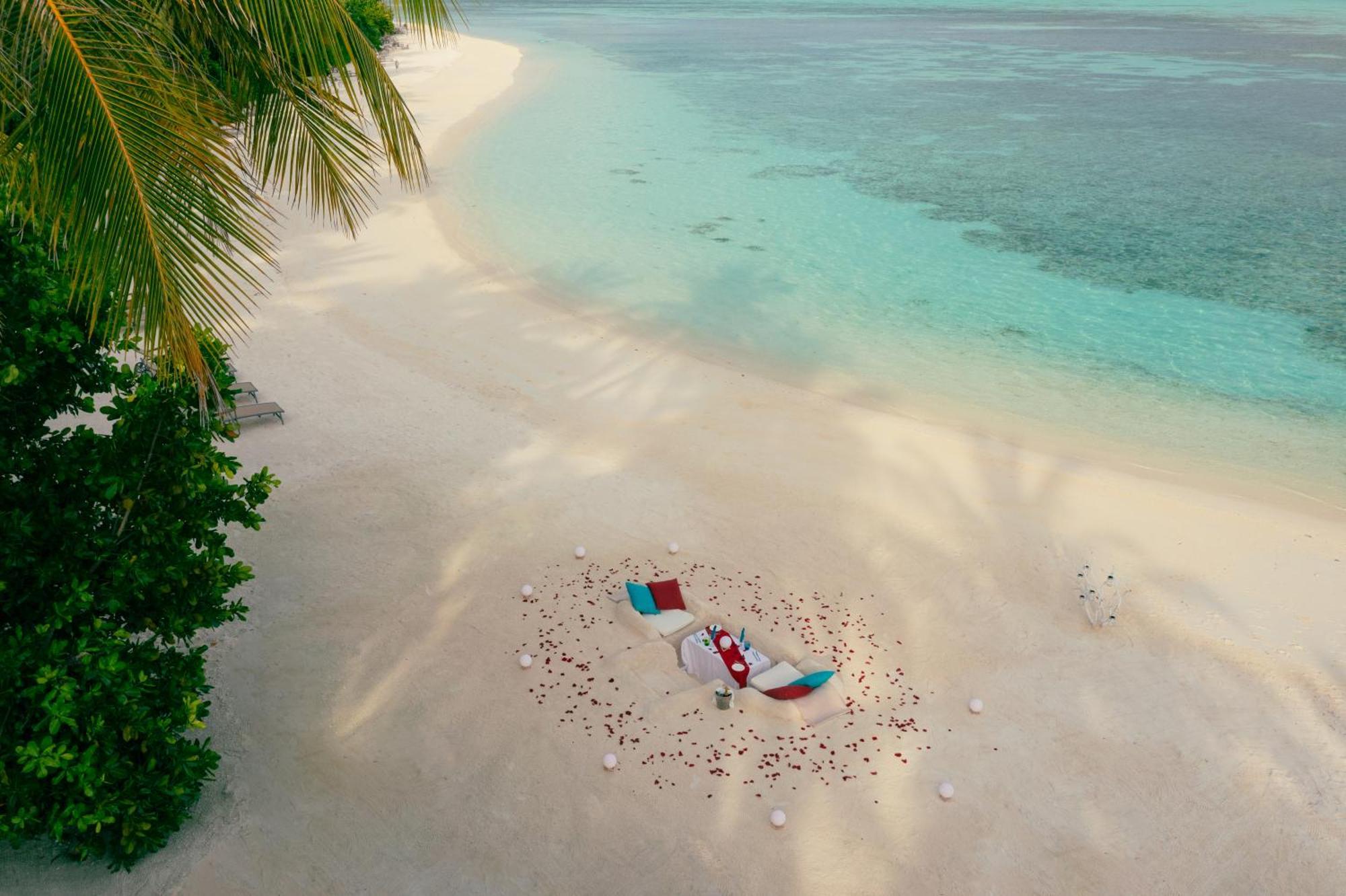 You & Me Maldives Muravandhoo Екстериор снимка