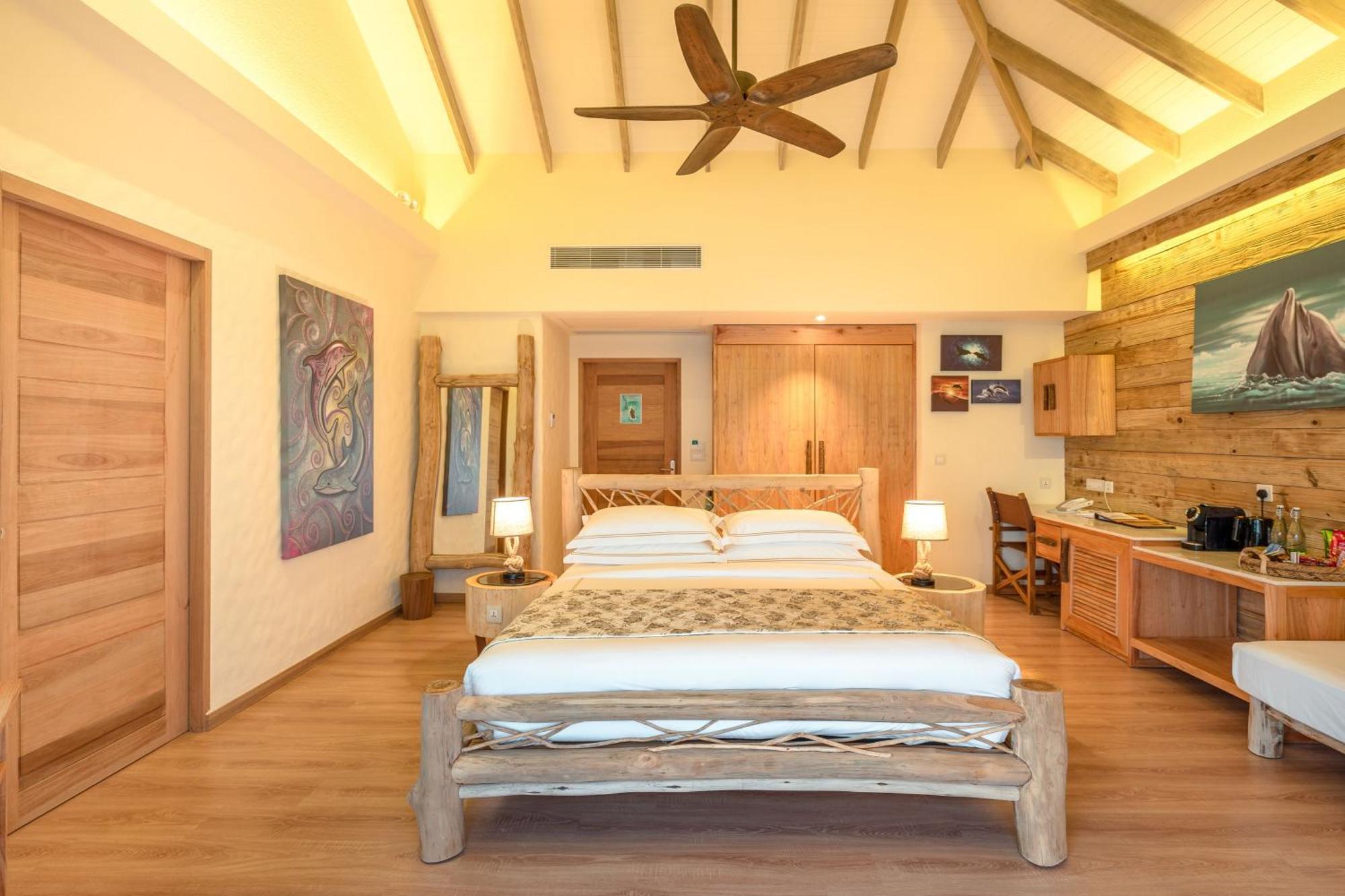 You & Me Maldives Muravandhoo Екстериор снимка